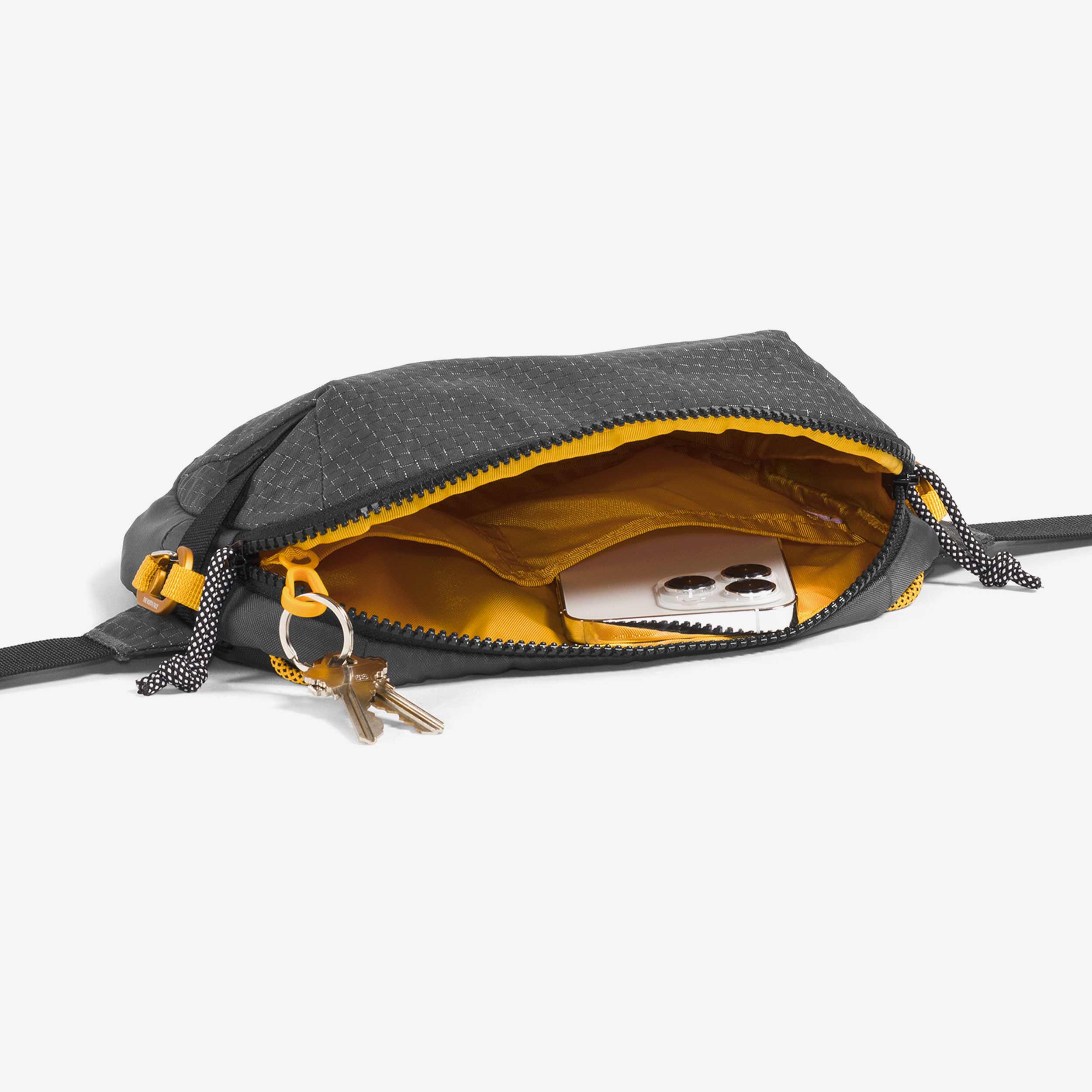 Clyffe Lumbar Pack - Image 3